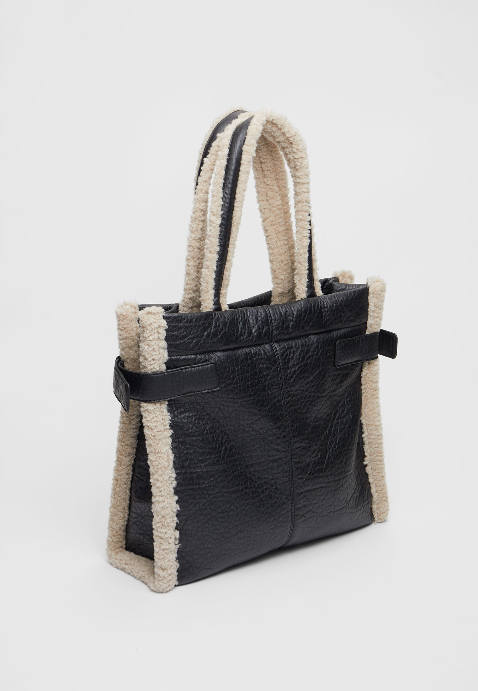 Bolsos shopper online stradivarius