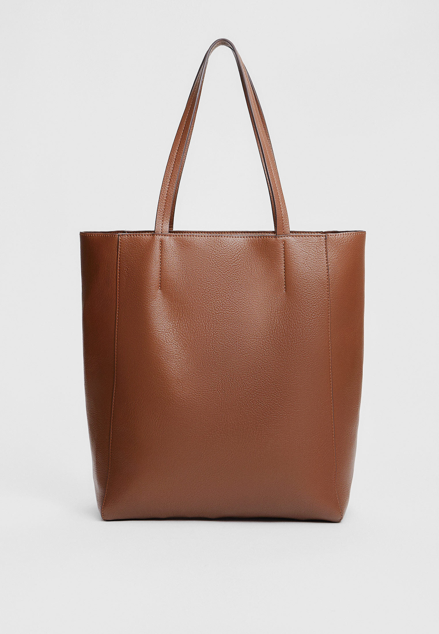 Basic store leather bag