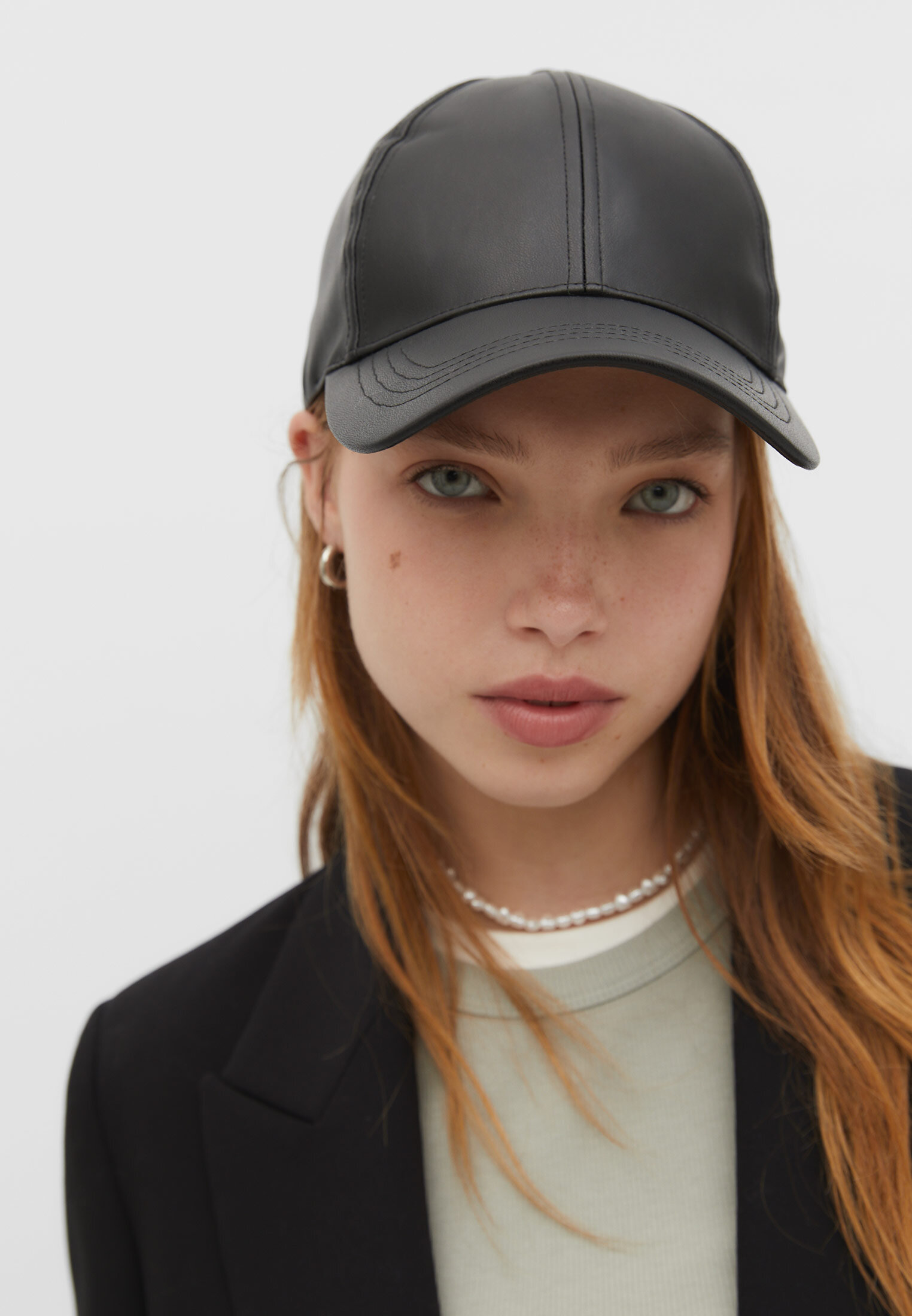 Leather hot sale cap womens