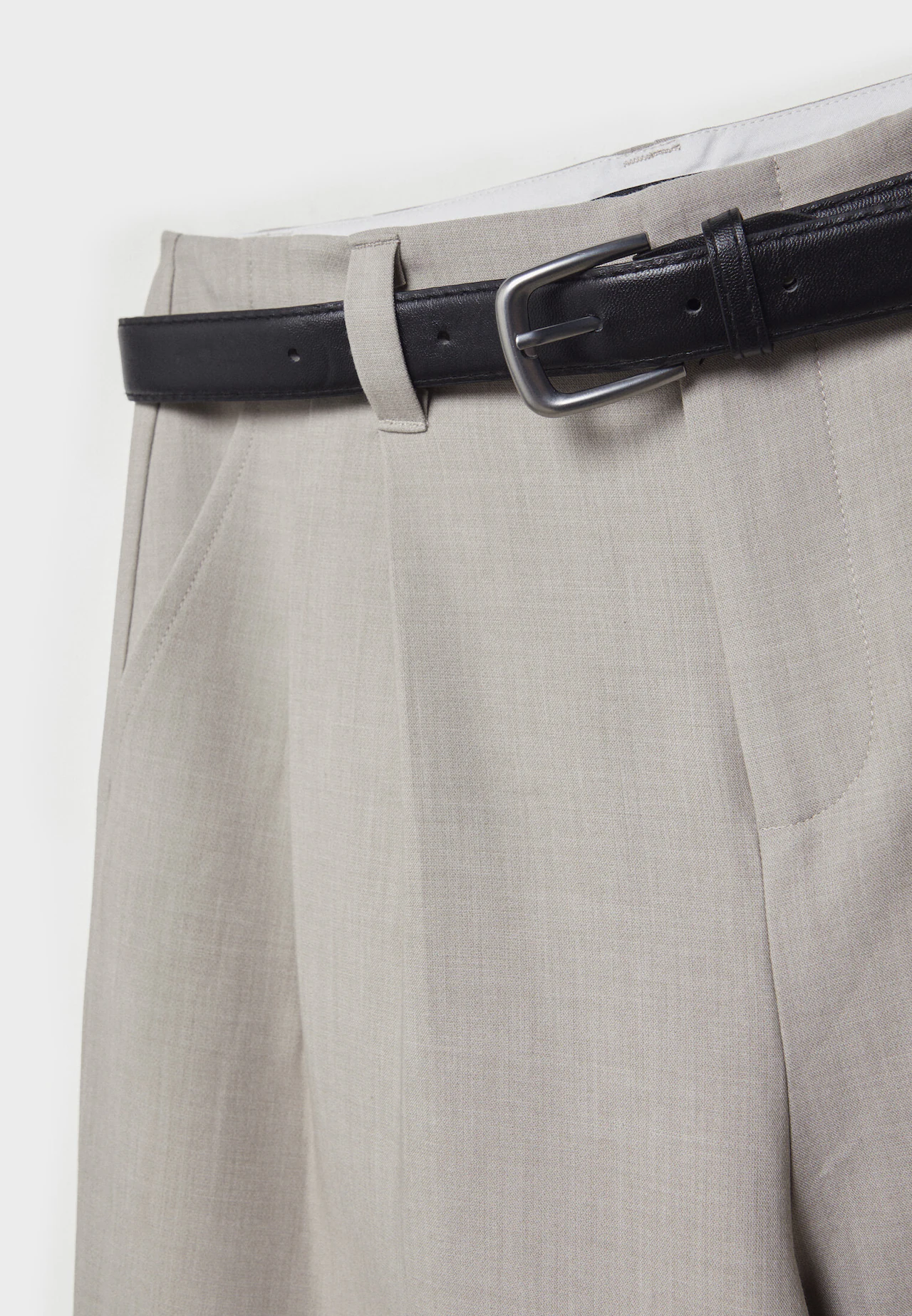 Smart trousers with belt - Women's fashion