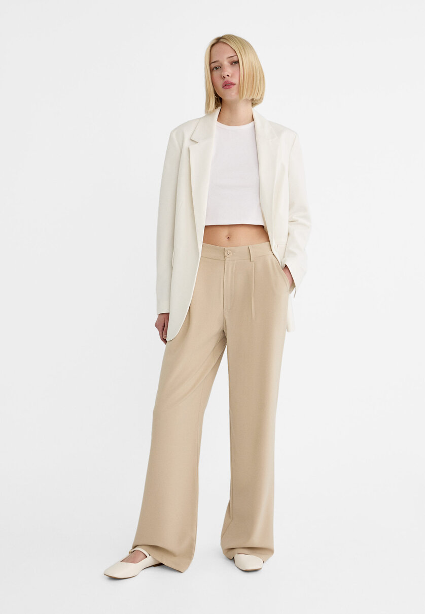 Pantaloni hot sale beige stradivarius