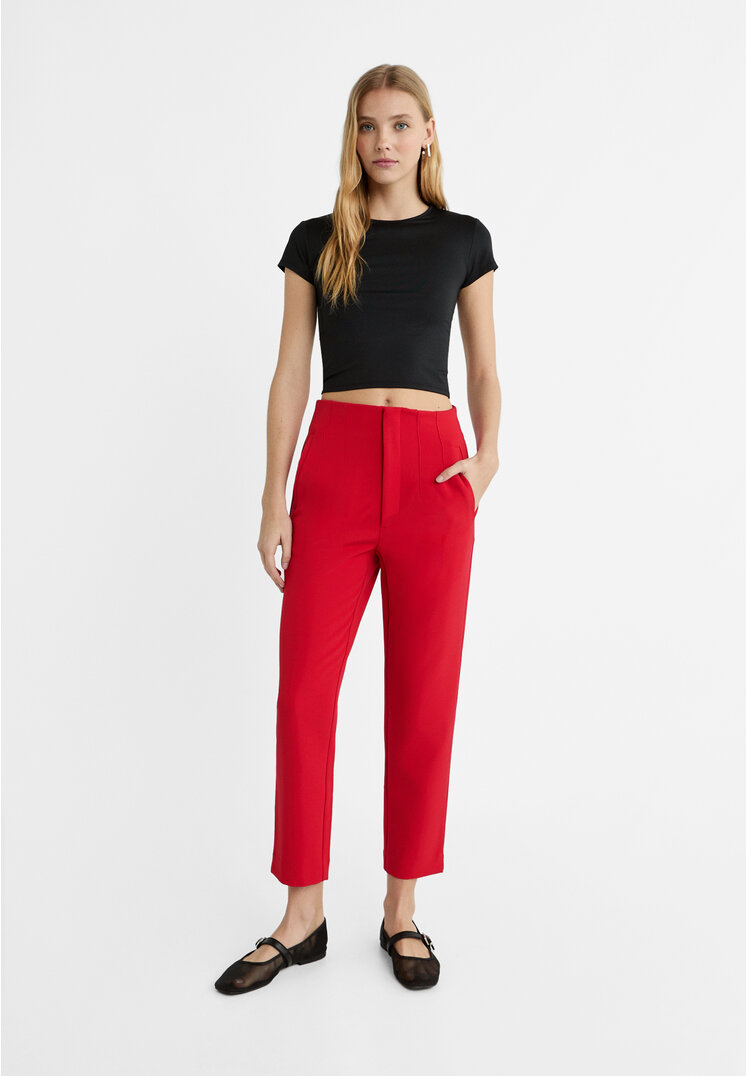 

Stradivarius Stoff-Bundfaltenhose Dunkelrot 36