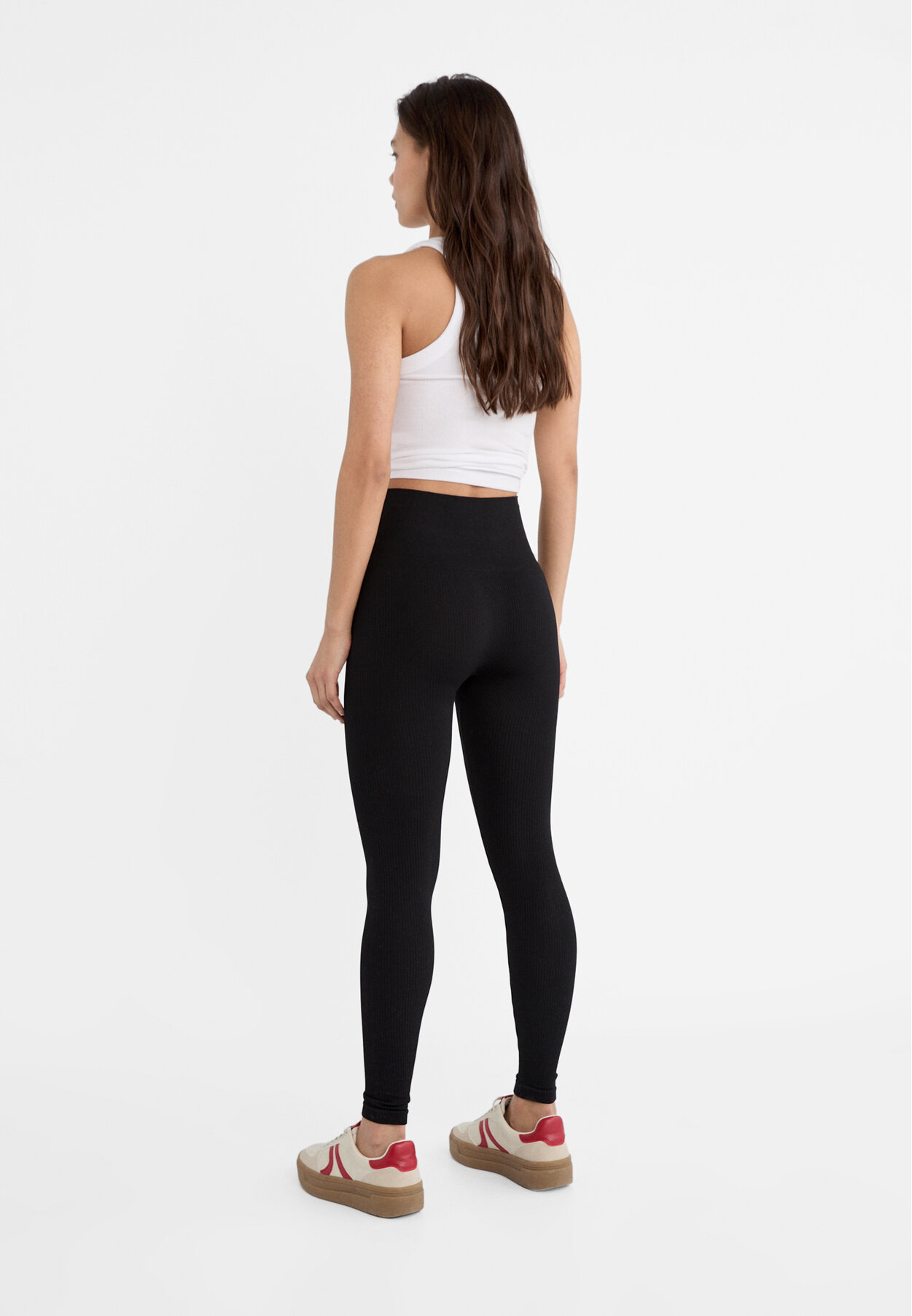 Leggings efecto piel discount stradivarius