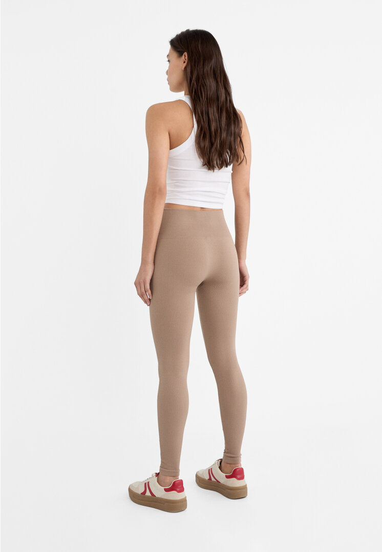 Stradivarius Seamless ribbed leggings  Brown M