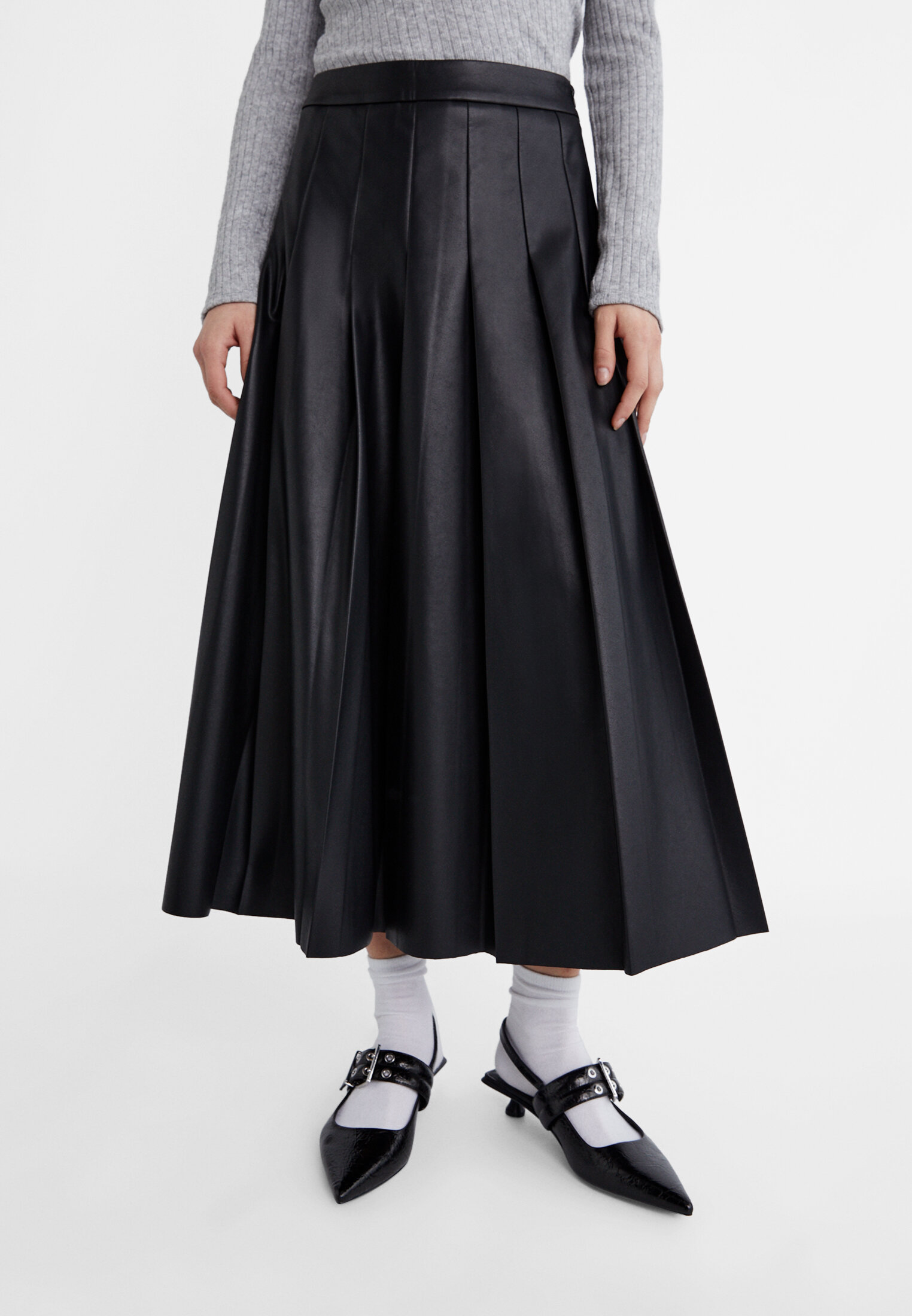 Black box outlet pleated midi skirt