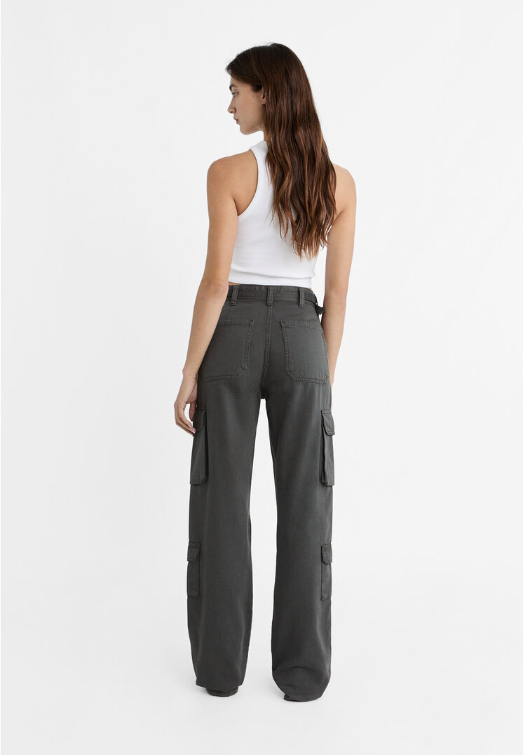 Stradivarius Adjustable waist cargo trousers  Dark grey 10