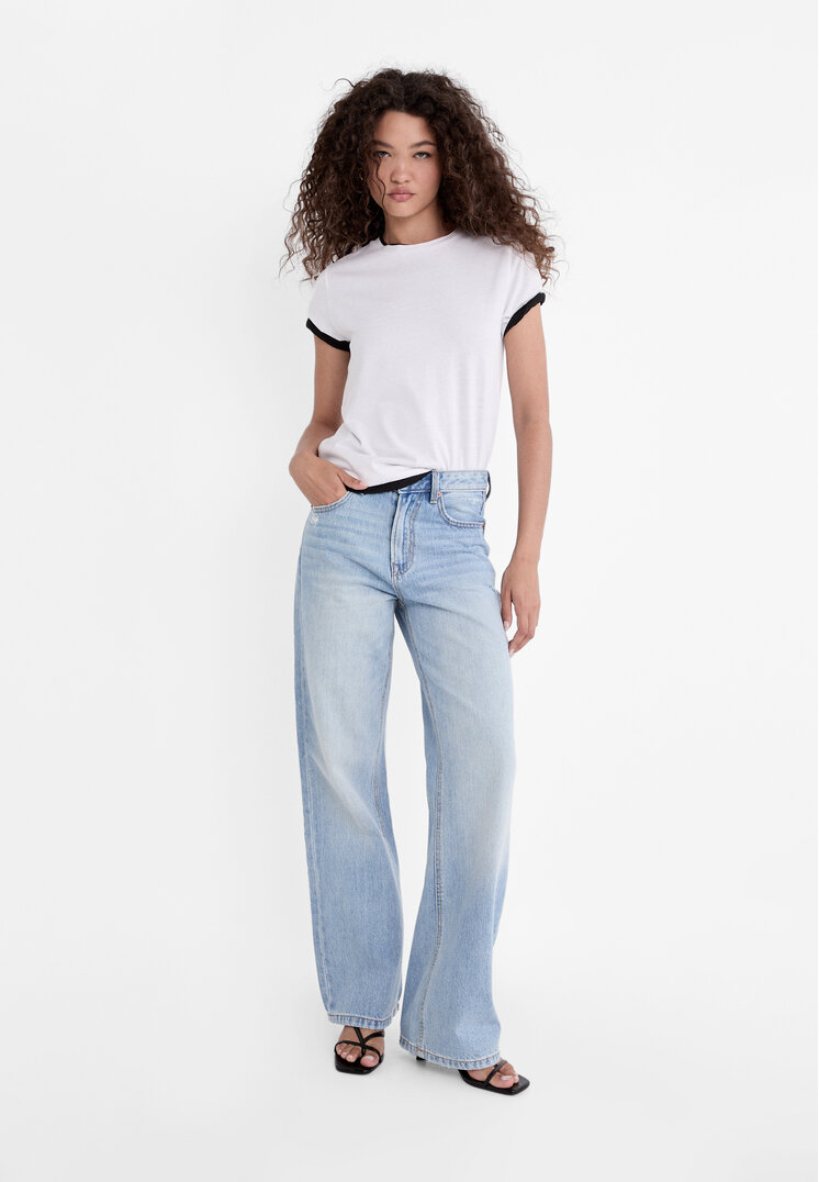 

Stradivarius D92 Szerokie spodnie o prostym kroju Denimowy średni Light Blue 42
