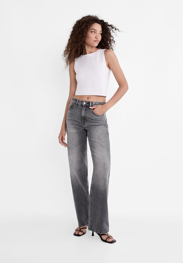 

Stradivarius D92 jeansy o prostym kroju typu wide leg Czarny denim 36