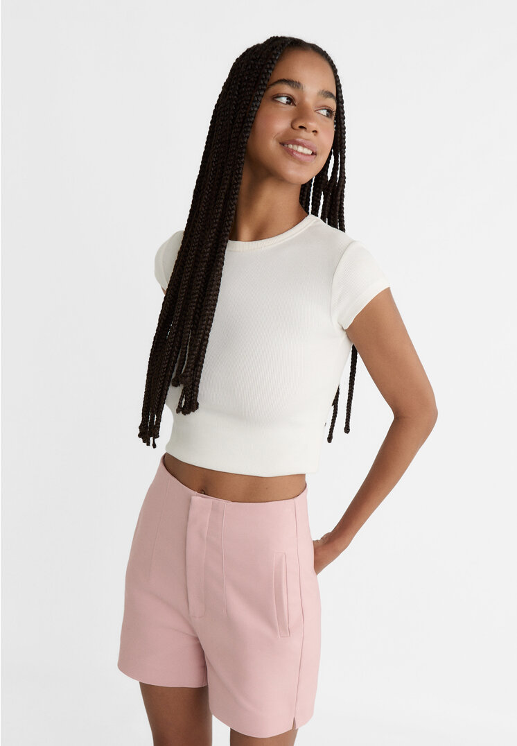 

Stradivarius Abendgarderobe-Shorts mit hohem Bund Pastellrosa 32