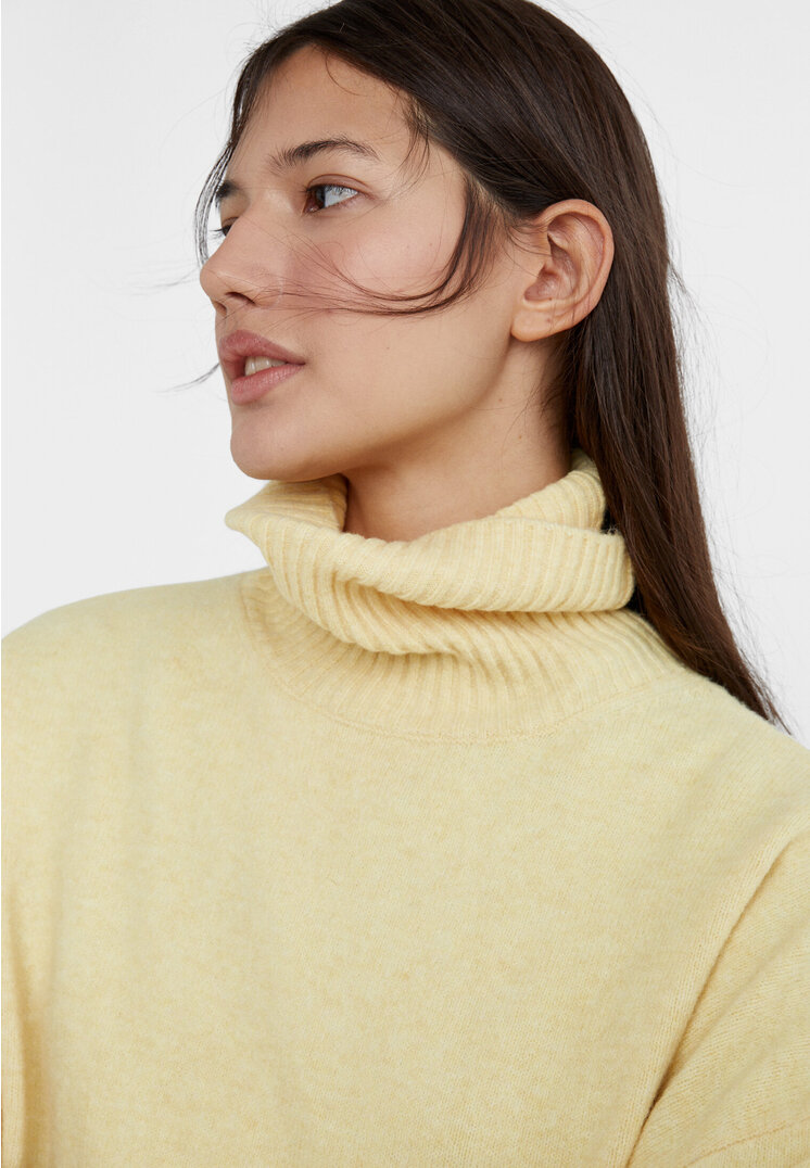 Stradivarius Pullover tessuto morbido di maglia  Giallo pastello XS
