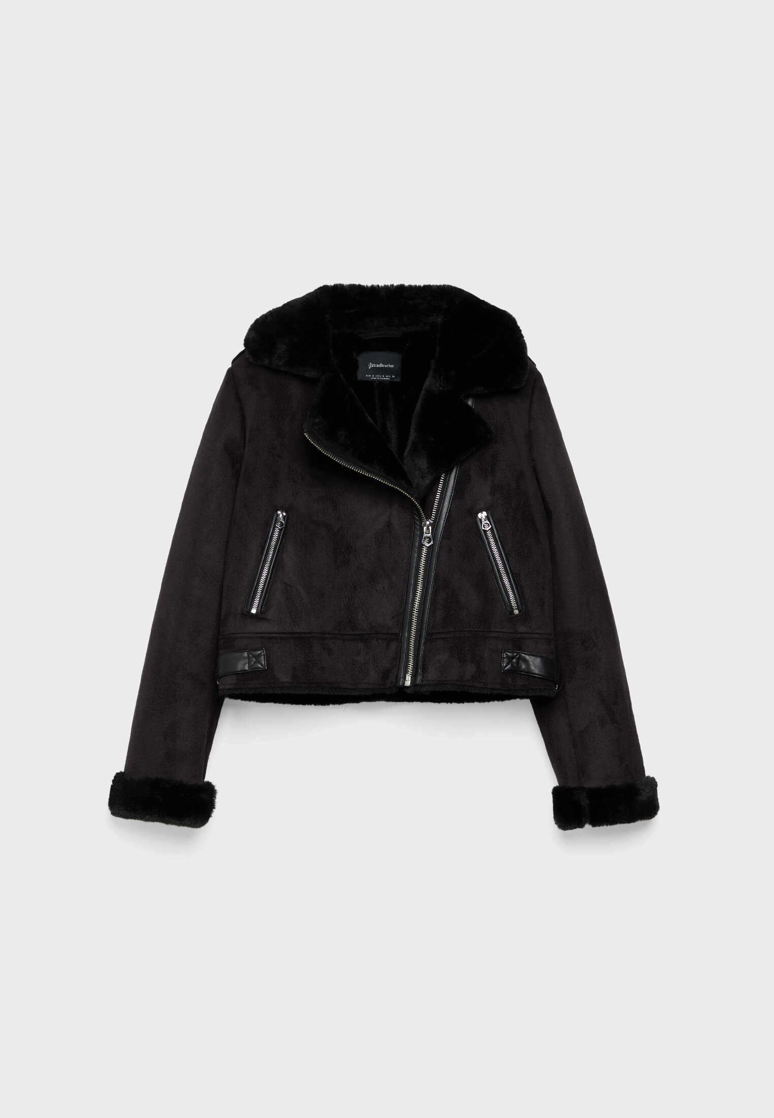 Stradivarius chaqueta 2025 pelo negro