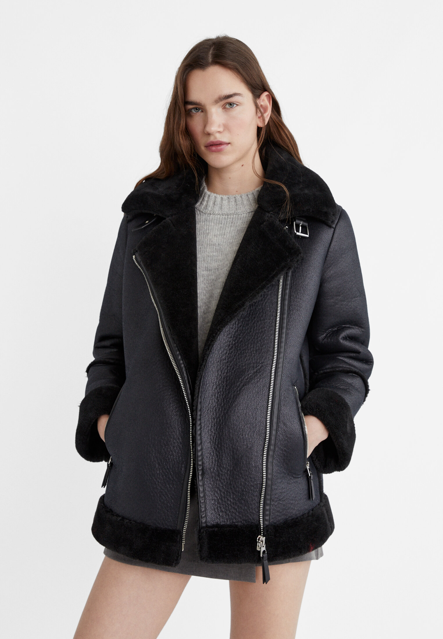 Faux fur jacket stradivarius sale