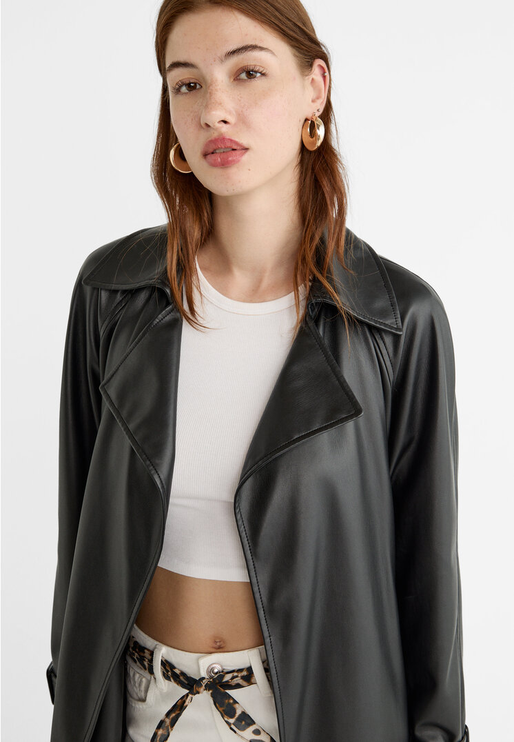Stradivarius Trench lungo effetto pelle  Nero M