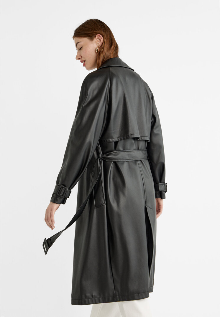 Stradivarius Trench lungo effetto pelle  Nero M