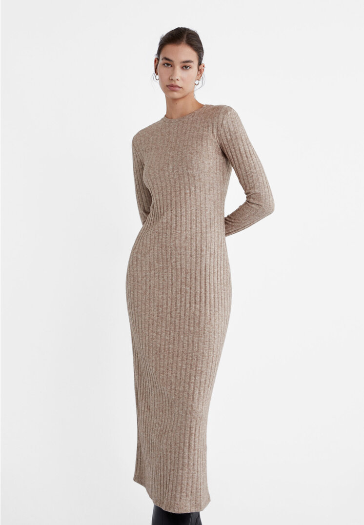 Stradivarius Langes Kleid mit Rippmuster Braun XS