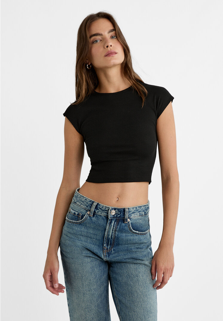 

Stradivarius T-Shirt mit Mini-Ärmeln Schwarz XS