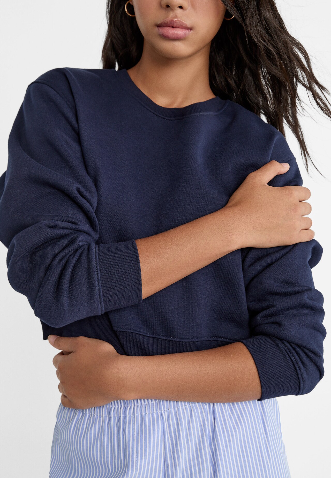 Sweatshirt básica cropped - Moda de mulher