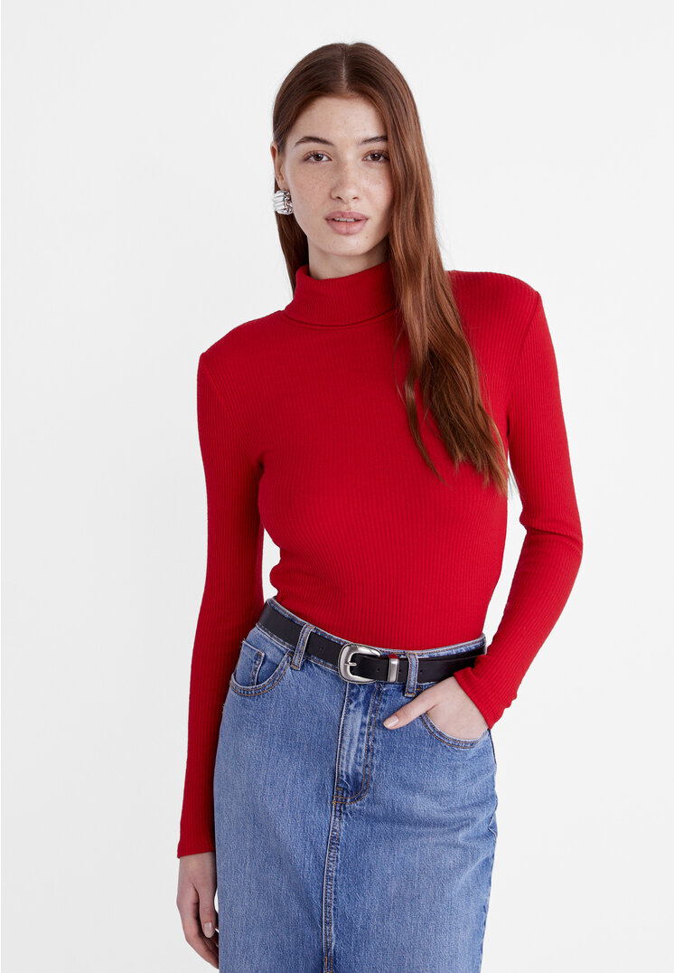 

Stradivarius Shirt mit Rollkragen Rot L