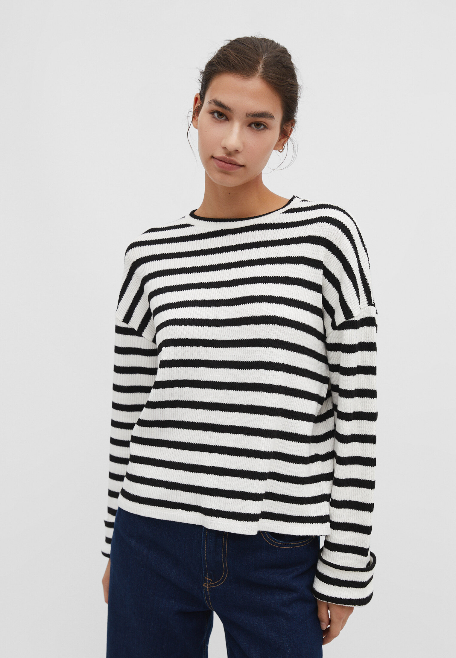 Striped cutwork knit T shirt