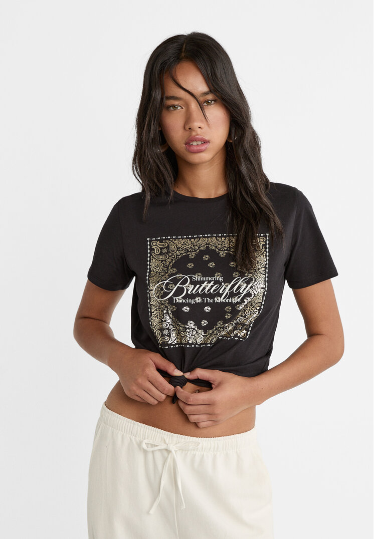Stradivarius Shirt mit Foliengrafik Schwarz XS