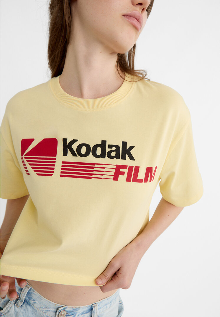 Stradivarius Cropped Kodak T-shirt Pastel yellow S | Recommend