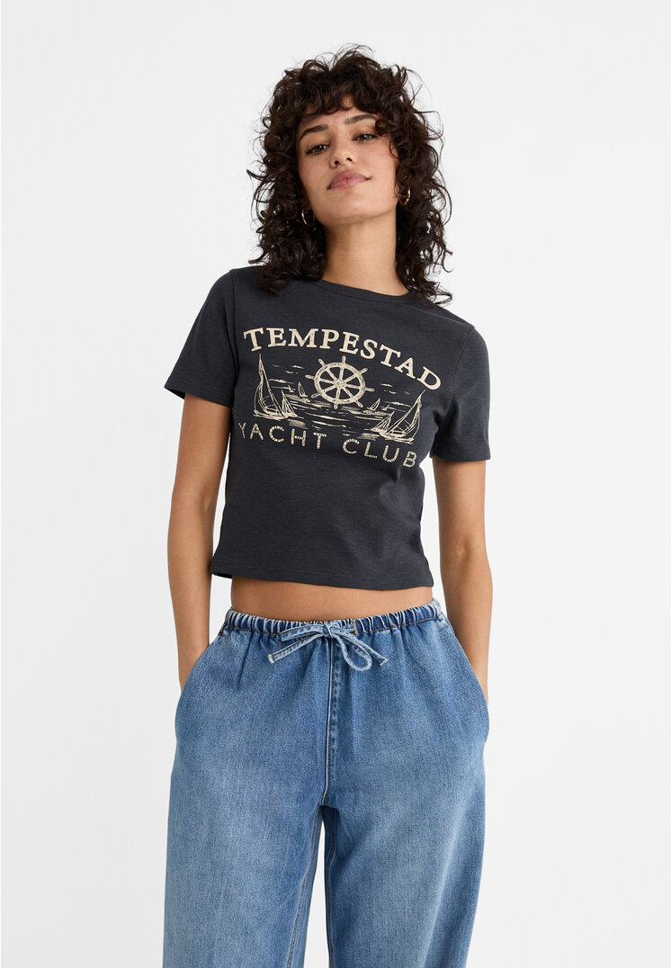 

Stradivarius Kurzes Shirt mit Nautik-Motiven Marineblau S