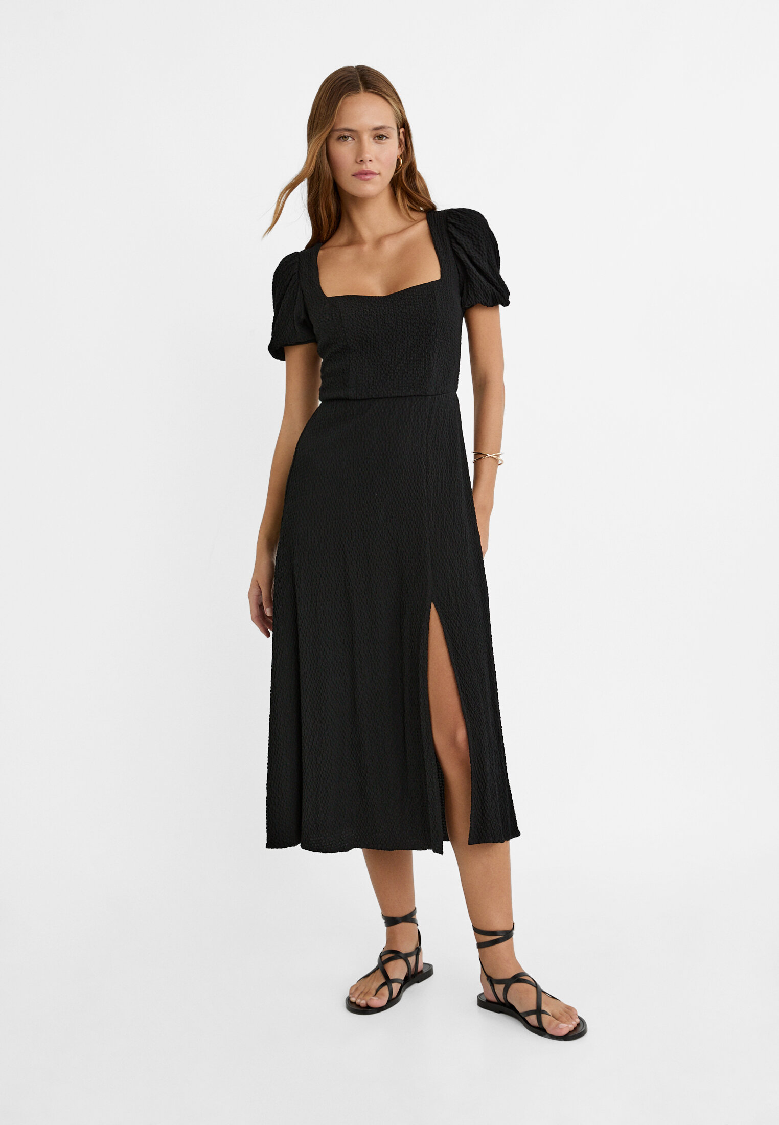 Vestido midi volantes online stradivarius