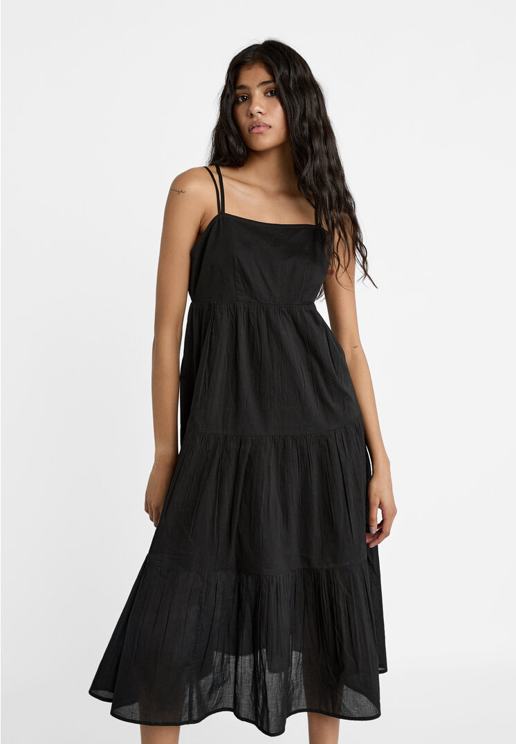 Stradivarius Kleid lang fließend freier Rücken Schwarz S