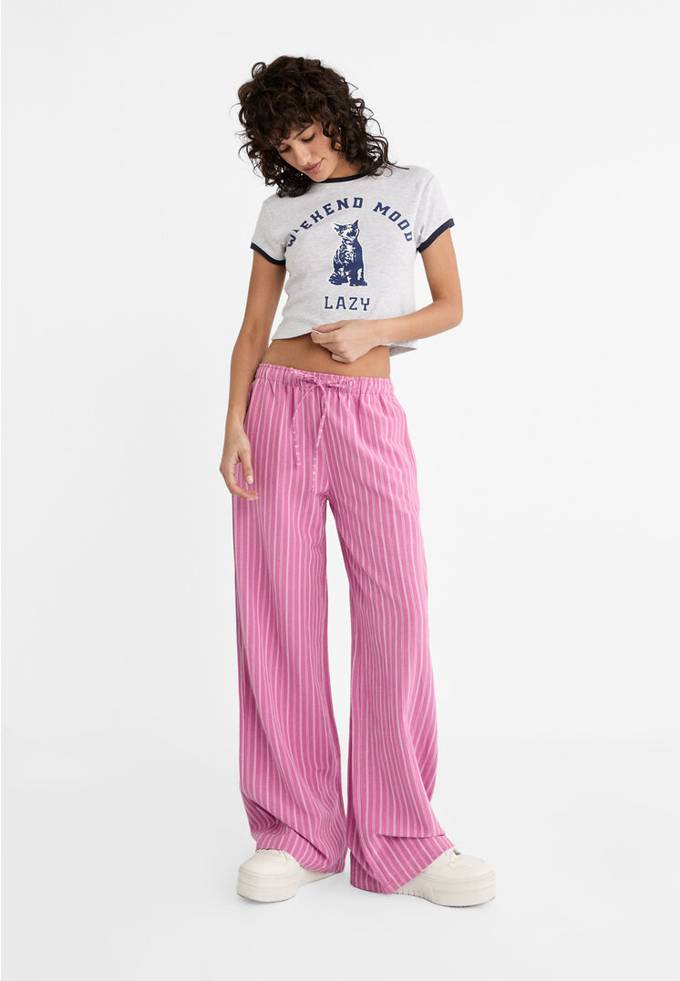 

Stradivarius Gestreifte Petite-Hose im Relaxed-Fit mit Leinenanteil Rosa S