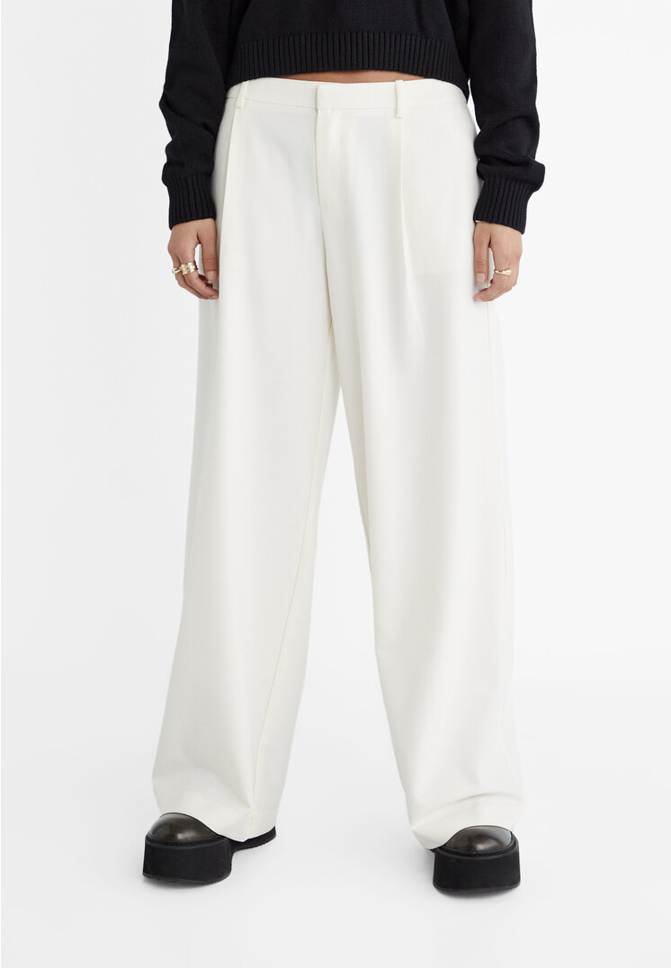 Stradivarius Smart trousers with darts  Ecru 14