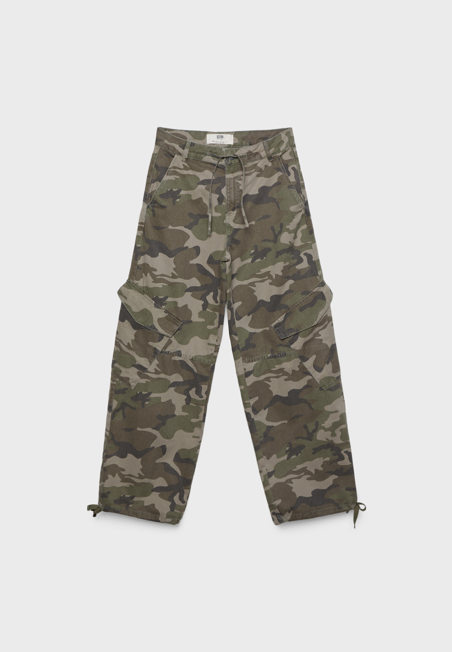 Camouflage cargo trousers Women s fashion Stradivarius United