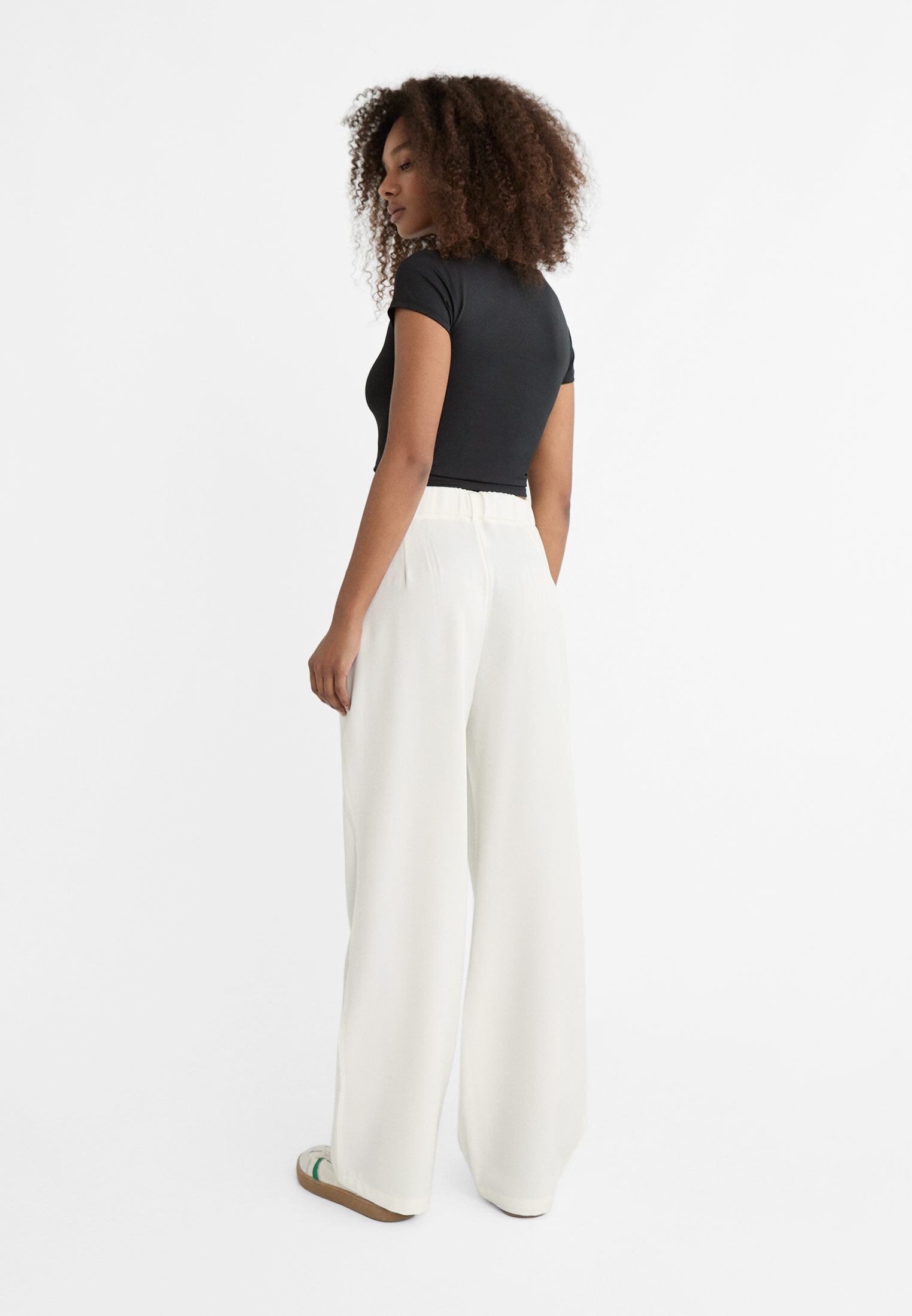 Wide-leg straight fit trousers with drawstring waist