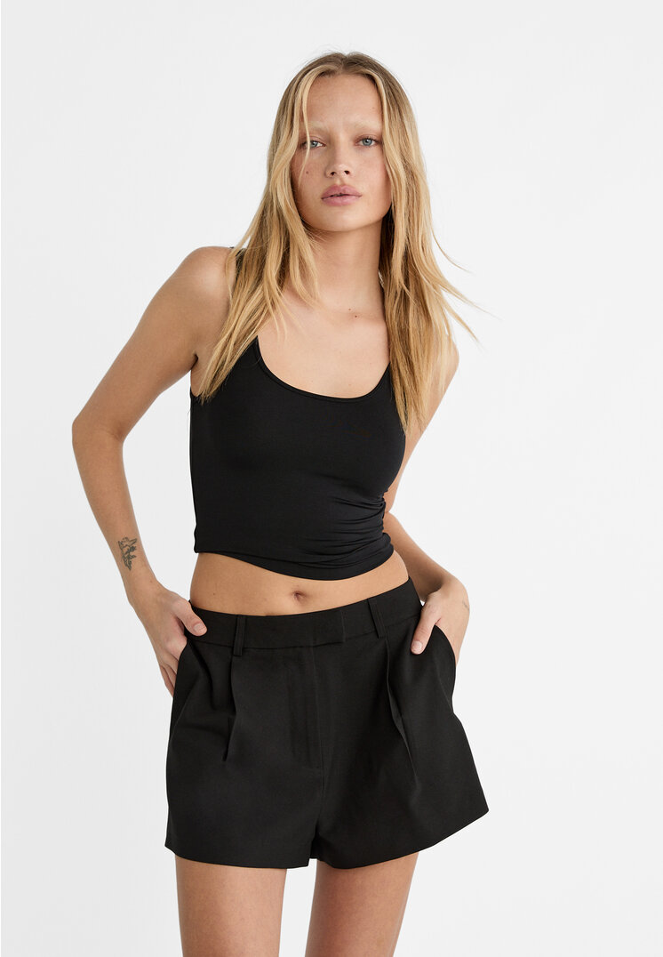 

Stradivarius Elegante Shorts mit Zierfalten Schwarz 34