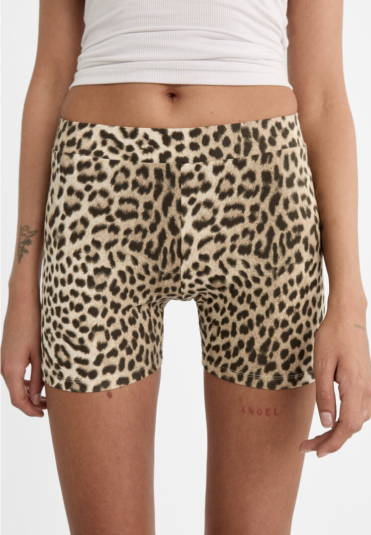 Stradivarius Leopard print cycling shorts Caramel S Recommend