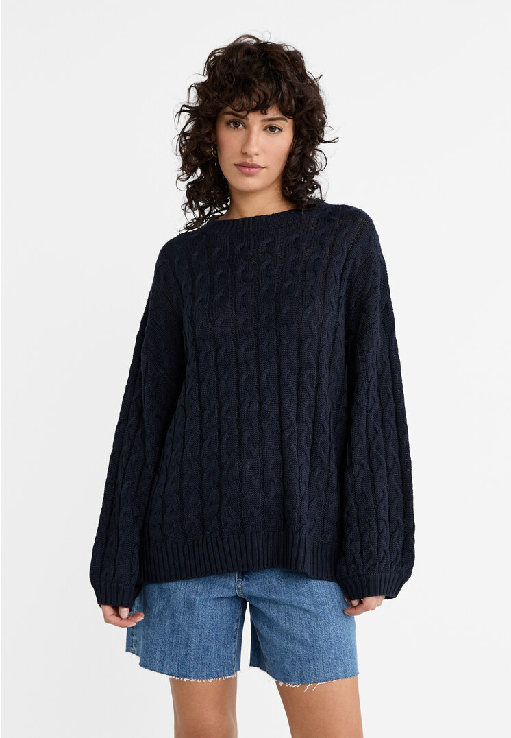 Stradivarius Oversize-Pullover mit Flechtmuster Marineblau S