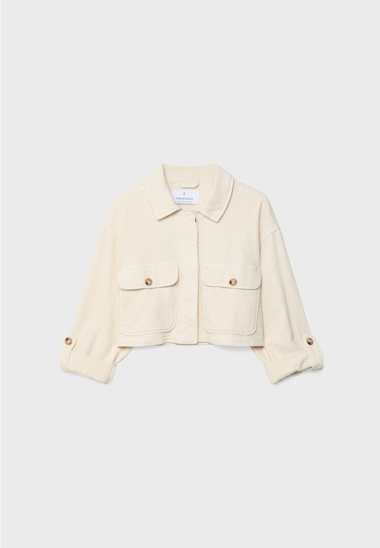 Short twill jacket with pockets