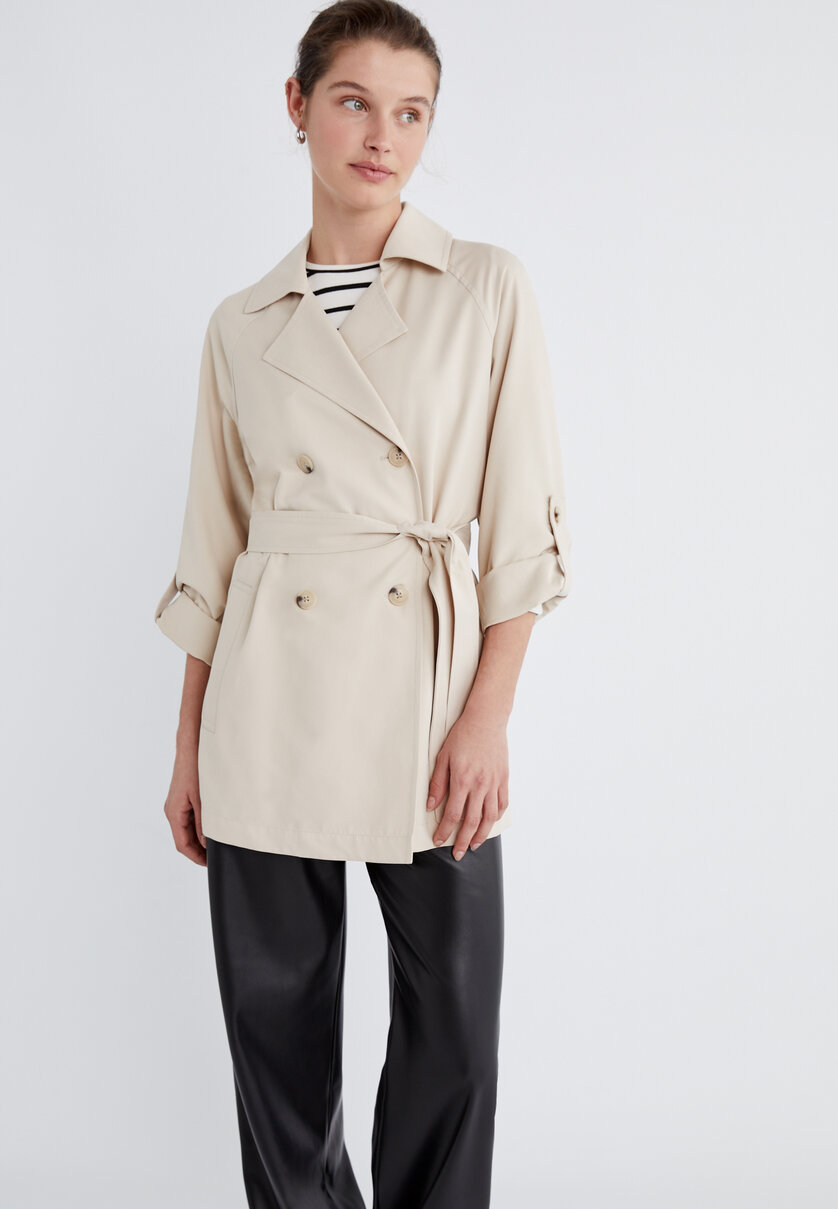 Short loose trench coat