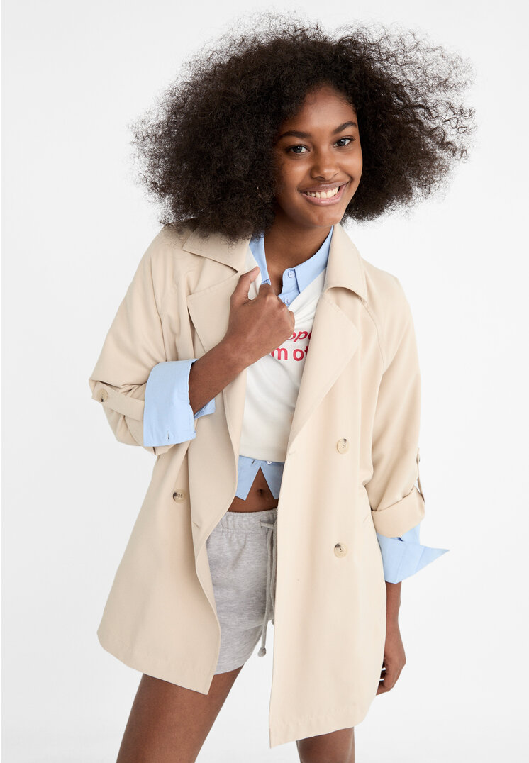 

Stradivarius Kurzer fließender Trenchcoat Steingrau S