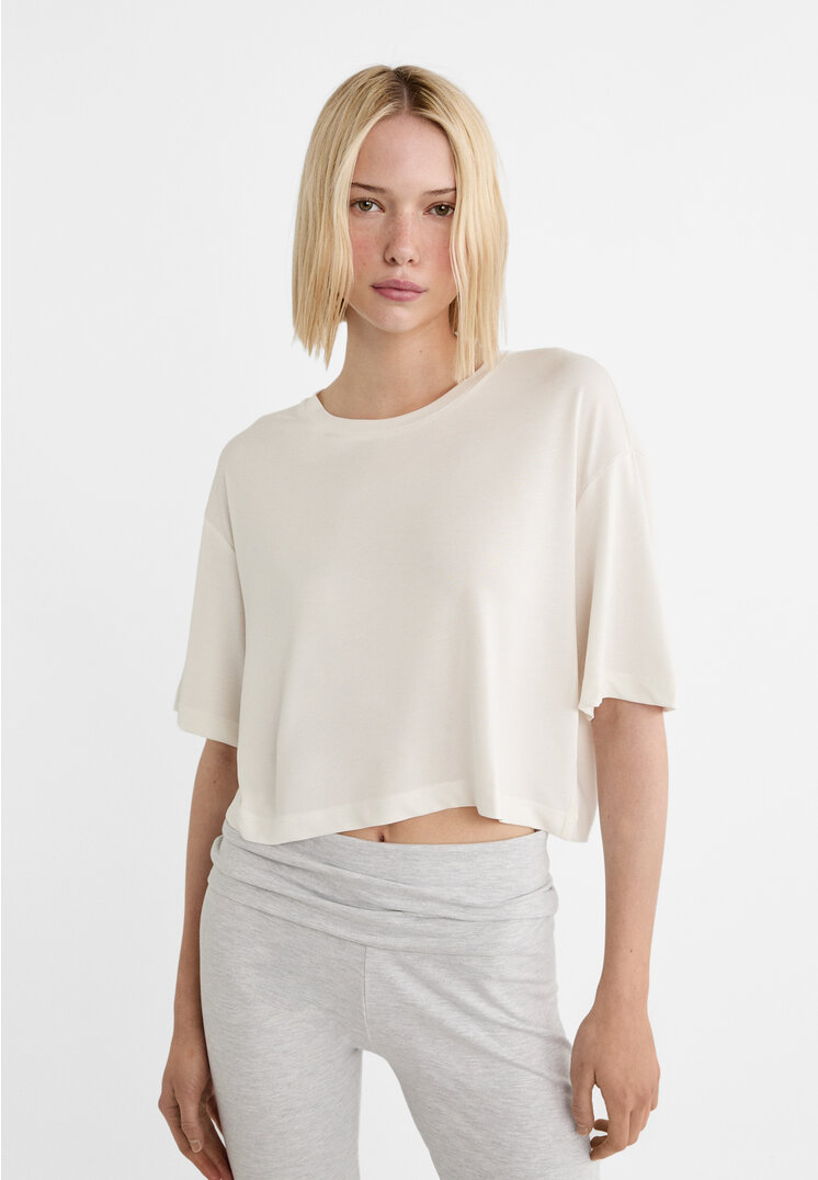 Stradivarius T-Shirt aus weichem Stoff Ecru XL
