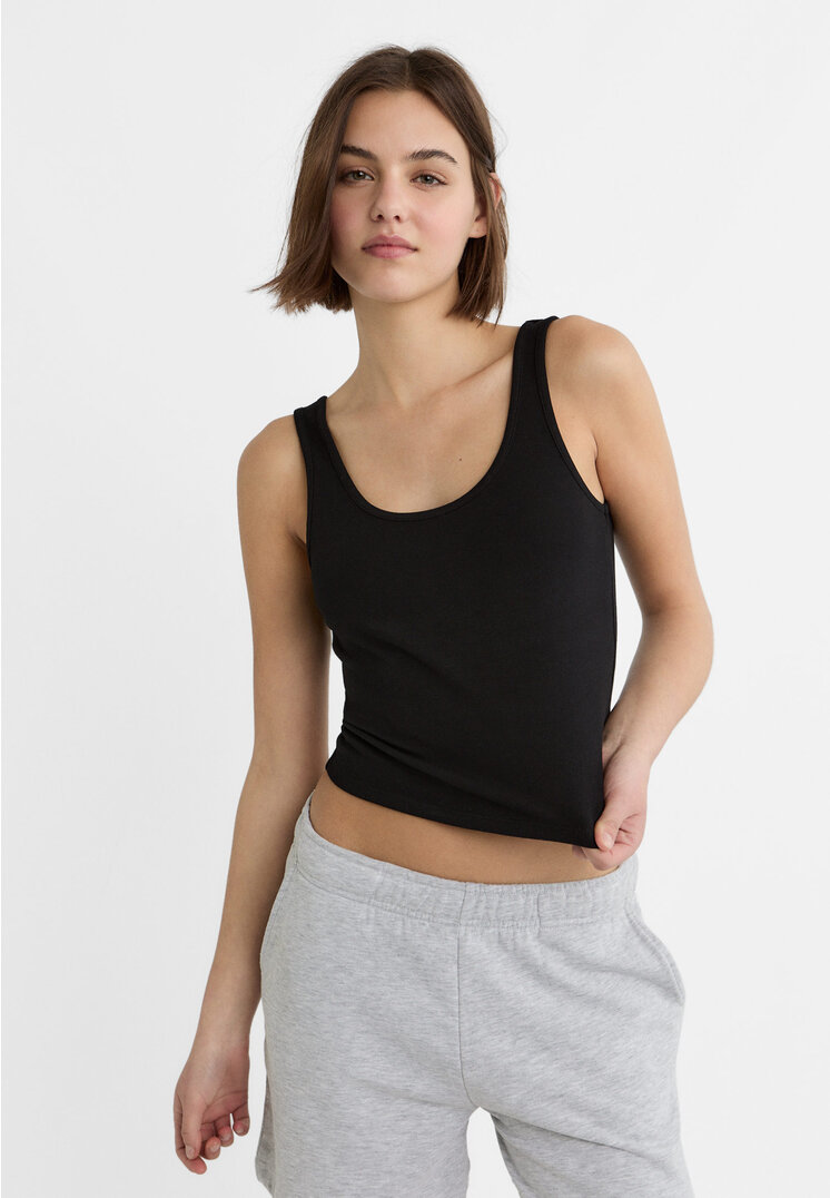 

Stradivarius Basic Trägershirt Schwarz XS