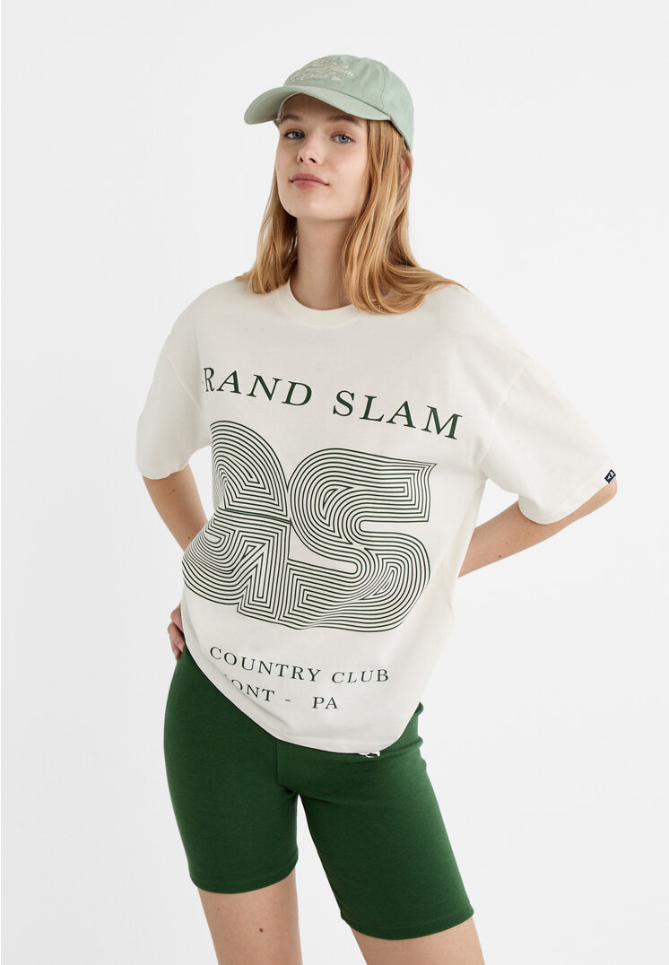 

Stradivarius Oversize-T-Shirt mit Grand-Slam-Print Weiß S