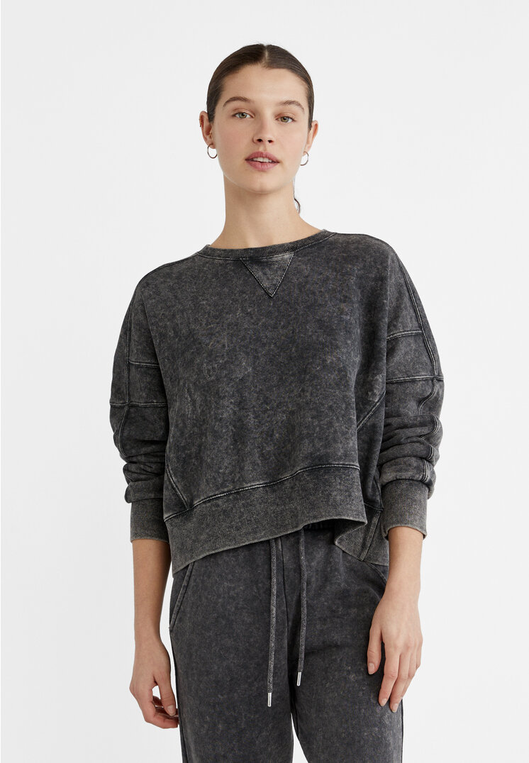 

Stradivarius Sweatshirt im Washed-Look mit Ziernähten Graumeliert XS