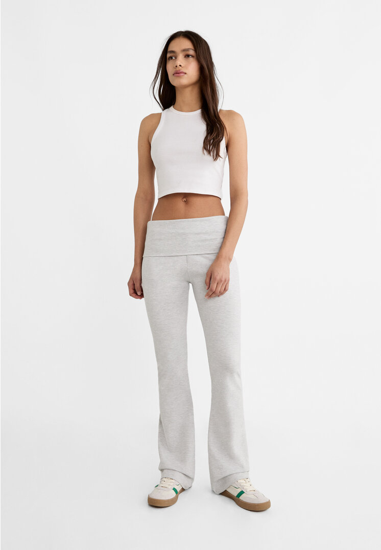 Stradivarius Schlag-Leggins Grau Melange XL