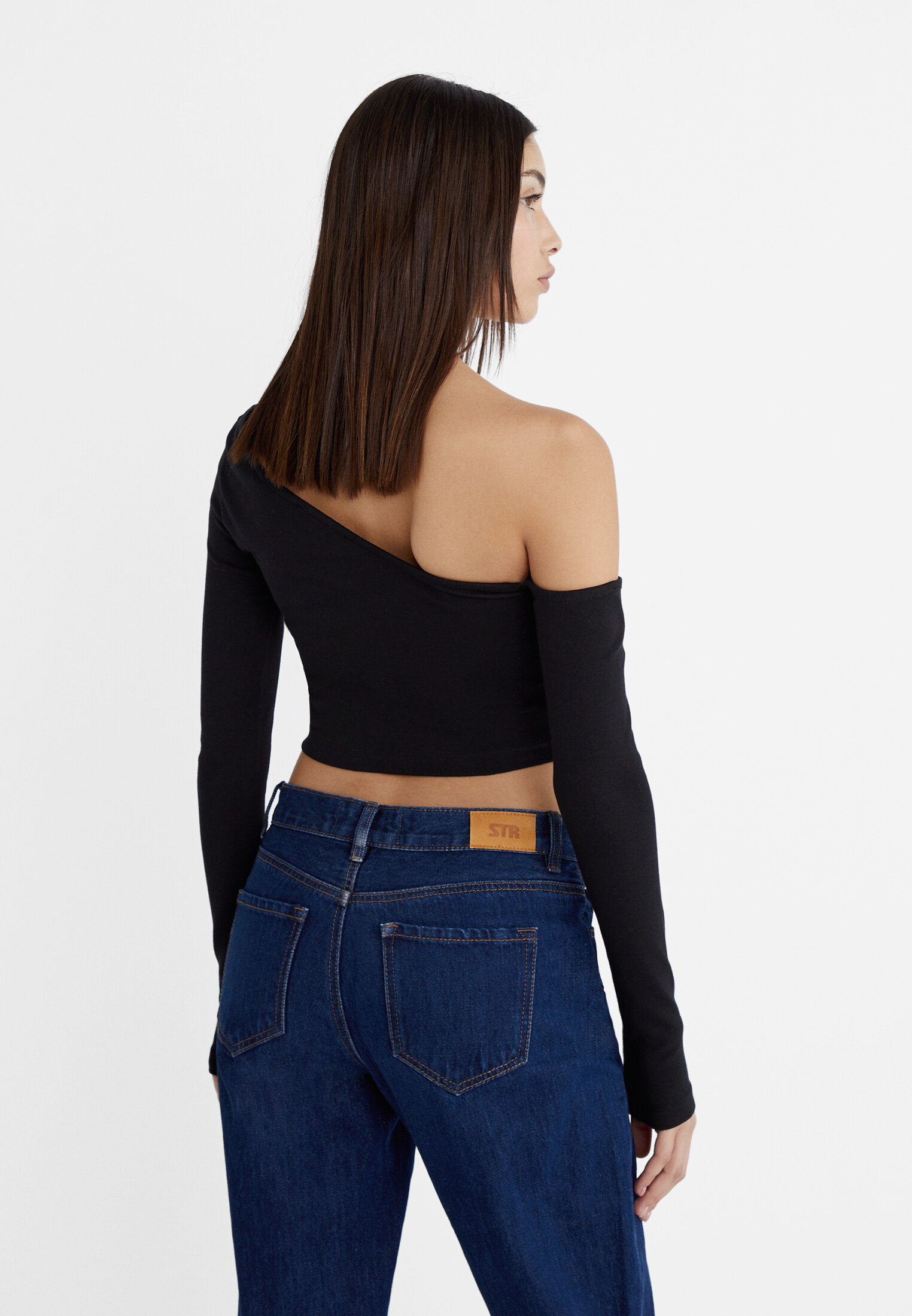 Long sleeve asymmetric top - Women's fashion | Stradivarius United