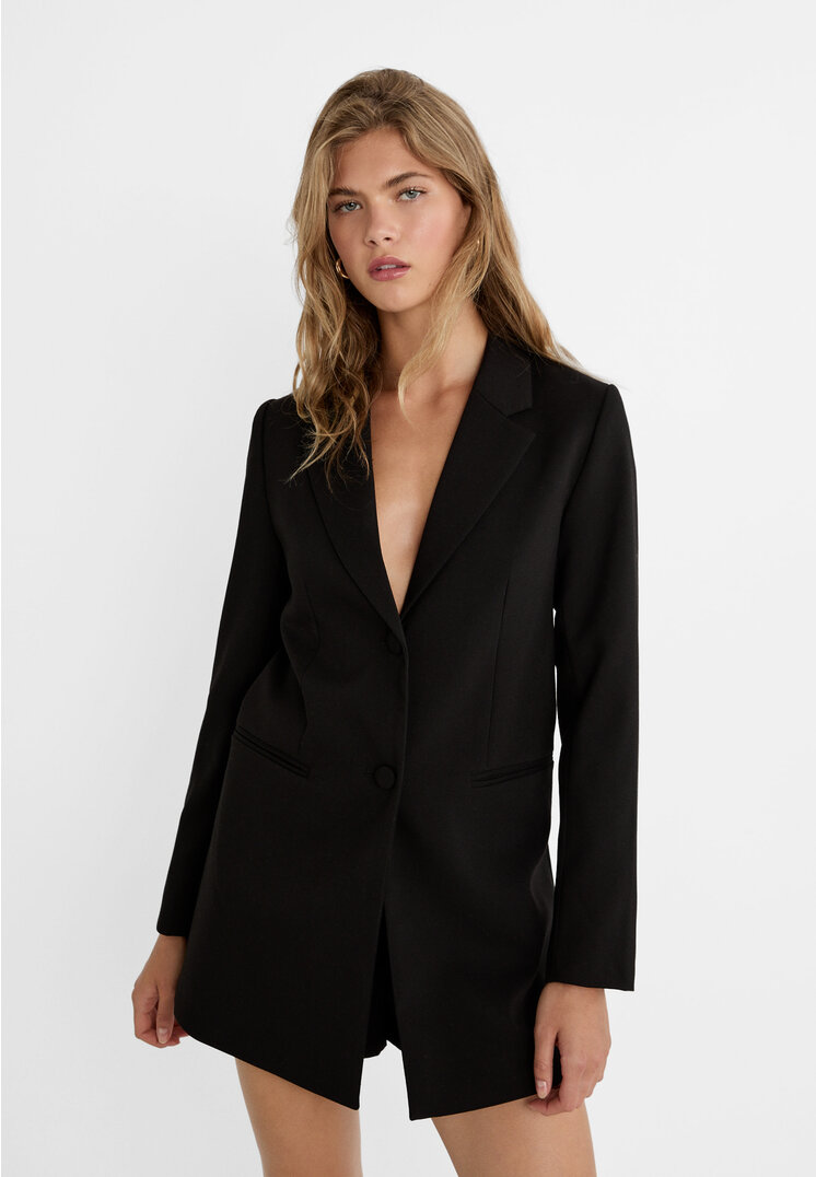 

Stradivarius Kurzer Jumpsuit mit Rückenausschnitt Schwarz S