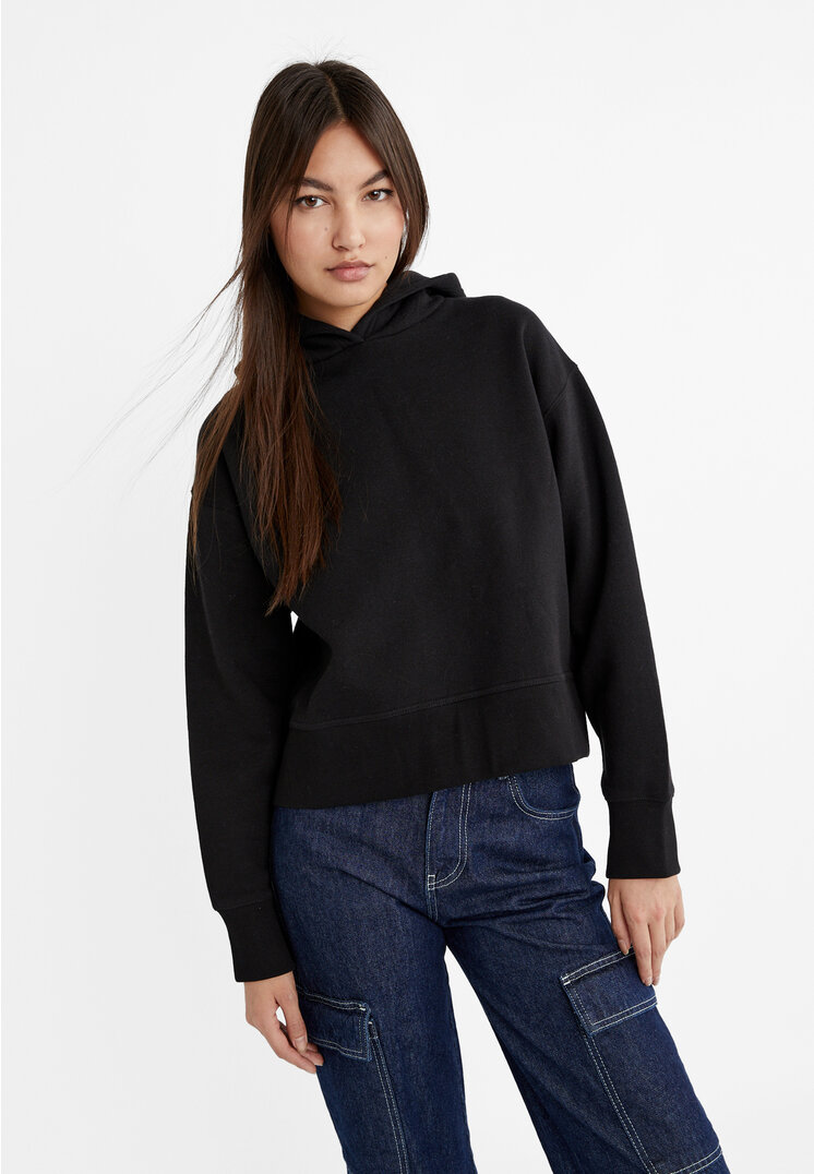 

Stradivarius Basic-Hoodie Schwarz XS