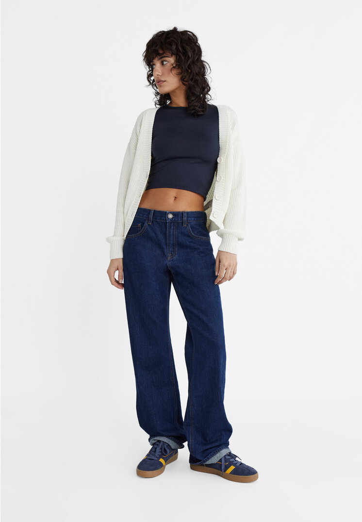 

Stradivarius Jeansy ze średnim stanem Niebieski denim 34