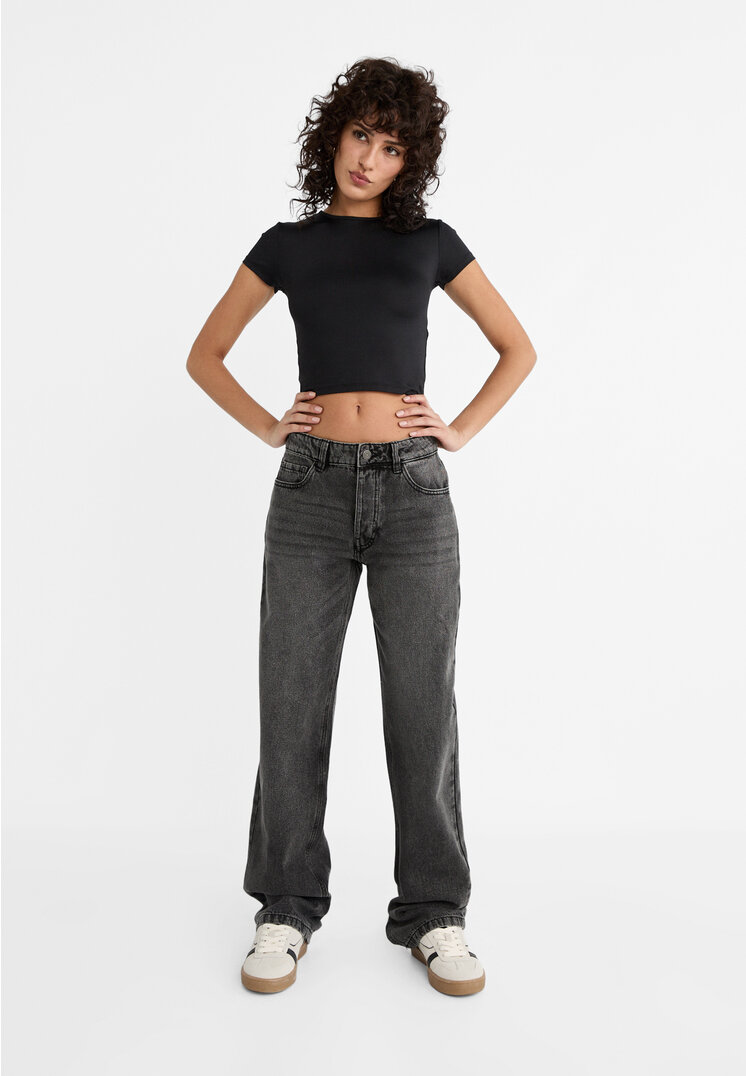 

Stradivarius Jeans mit halbhohem Bund schwarzer Denim 42