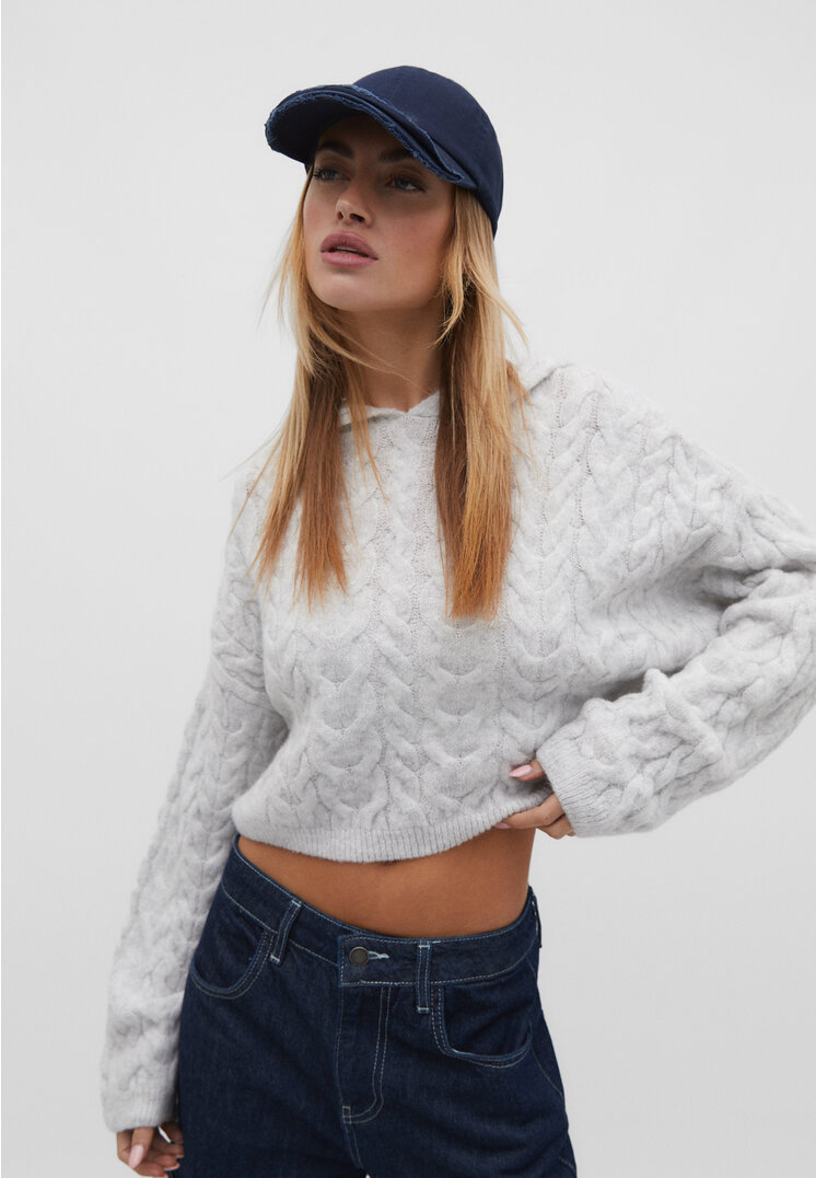 

Stradivarius Strickpullover mit Kapuze und Flechtmuster Grau Melange XL