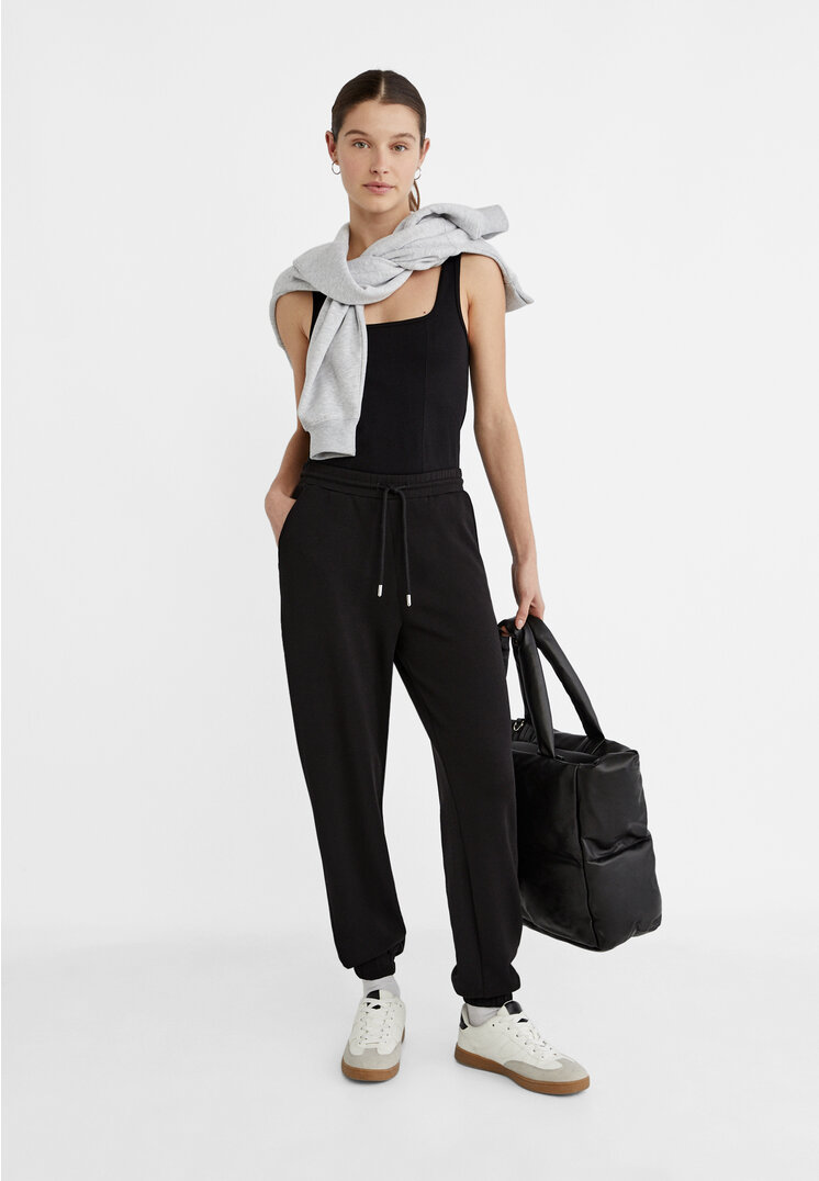 

Stradivarius Weiche Joggerhose Schwarz S